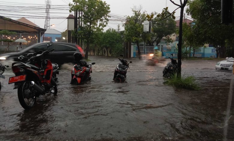 Ini Dia Penyebab Banjir Di Kota Cirebon – Kacenews