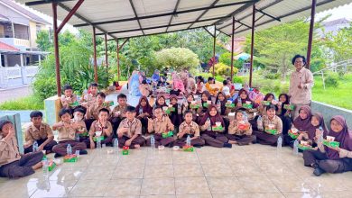 Murid kelas 4A SD Bima menggelar munggahan bersama wali kelas dan wali murid.*KaceNews.Id/Zan